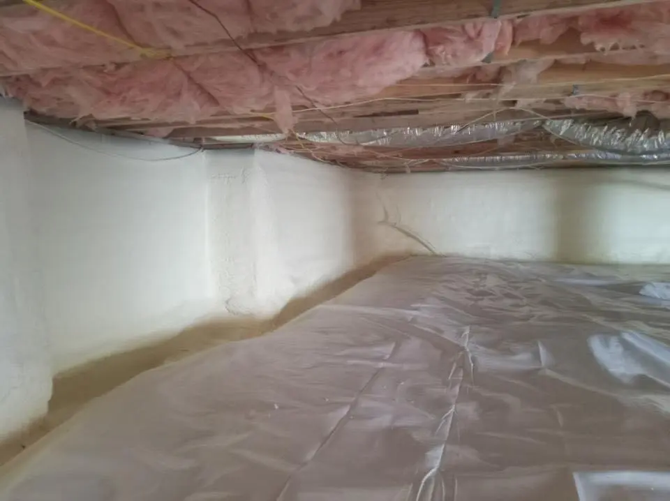Crawl space encapsulation with closed-cell spray foam for Spray Foam Roofing in Floral City